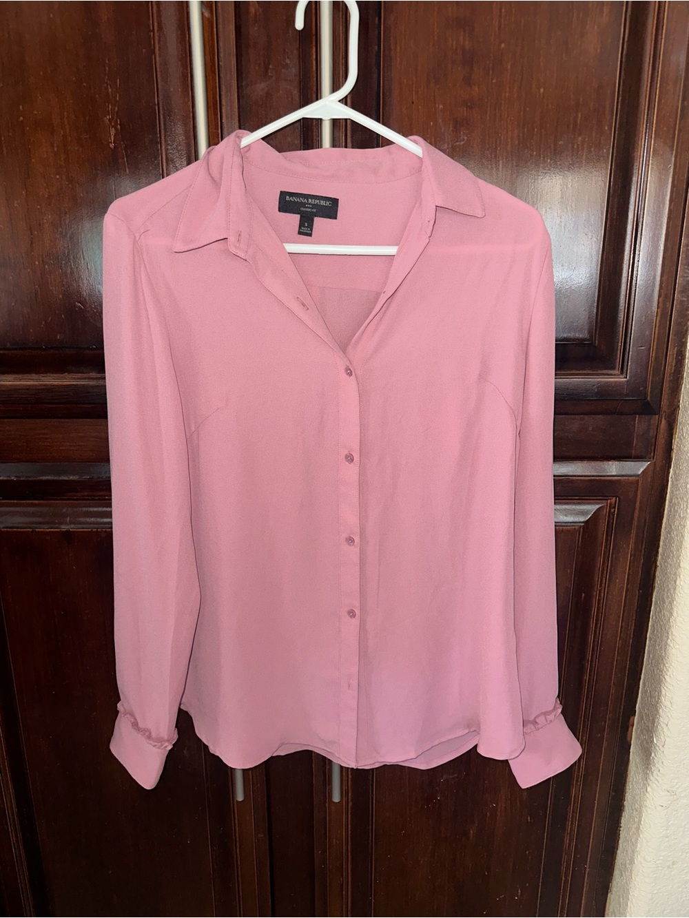 Banana Republic Pink Chiffon Button Up Blouse